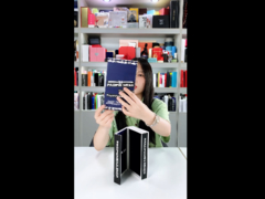 カスタムロゴ 磁気折りたたみ 携帯電話ケース 梱包 iPhone 16用のベールベットトレイ付き ギフトボックス