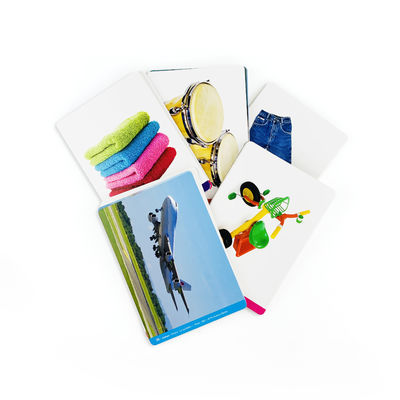 カスタマイズされたゲームカード 輝くボードゲームカード 子供用フラッシュカード 紙箱のパッケージ