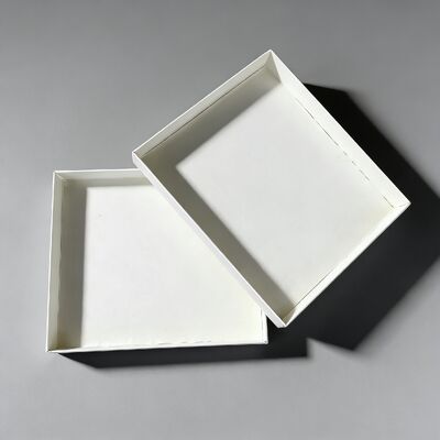 イヤホンギフトパッケージングのためのカスタマイズ可能なリサイクル可能なマットラミネート紙箱