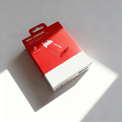 カスタムカラーUV紙壁充電箱 USBアダプター用 リサイクル可能な環境に優しいパッケージ